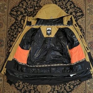 MONTEC FAWK 2021 SKI/SNOWBOARD JACKET - GOLD/BLACK